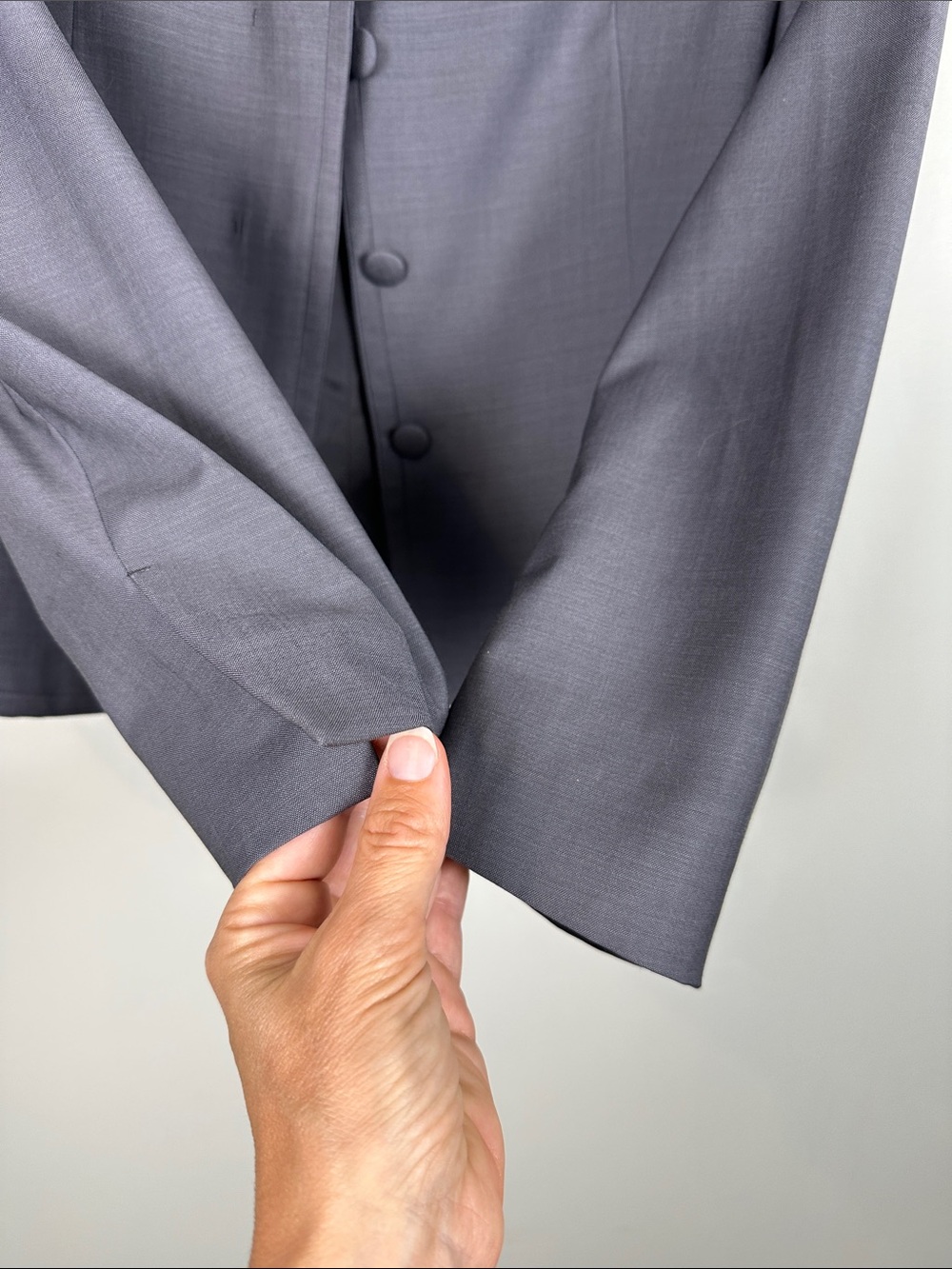 Marlowe wool Italy blazer minimalist gray quiet luxury business casual capsule - Picture 8 of 16